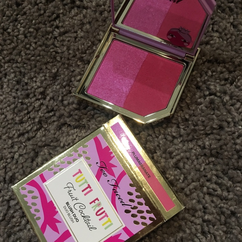 Tutti Frutti Blush plumagranite
